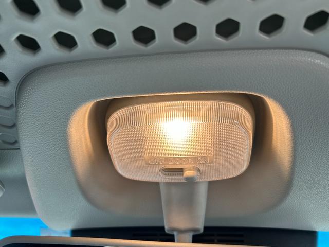 ハイゼットカーゴ ＤＸ　ＳＡＩＩＩ　ラジオ／キーフリー／衝突被害軽減ブレーキ／オートライト／横滑り防止装置／アイドリングストップ／スマートアシストＩＩＩ／ＬＥＤヘッドライト／リアパーキングセンサー／ライトレベライザー（21枚目）