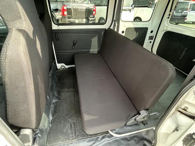 ハイゼットカーゴ ＤＸ　ＳＡＩＩＩ　ラジオ／キーフリー／衝突被害軽減ブレーキ／オートライト／横滑り防止装置／アイドリングストップ／スマートアシストＩＩＩ／ＬＥＤヘッドライト／リアパーキングセンサー／ライトレベライザー（28枚目）