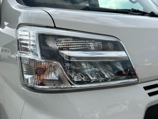 ハイゼットカーゴ ＤＸ　ＳＡＩＩＩ　ラジオ／キーフリー／衝突被害軽減ブレーキ／オートライト／横滑り防止装置／アイドリングストップ／スマートアシストＩＩＩ／ＬＥＤヘッドライト／リアパーキングセンサー／ライトレベライザー（38枚目）