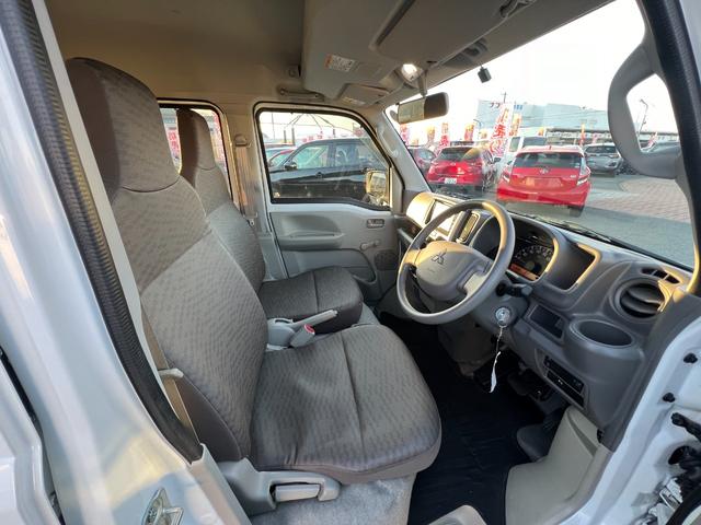 ミニキャブバン Ｅ　ＫＥＮＷＯＯＤナビ（ＭＤＶ－Ｄ３１１Ｗ）（ワンセグＴＶ／ラジオ／ＡＵＸ／ＢＴ）／バックカメラ／ＥＴＣ／オートライト／横滑り防止装置／アイドリングストップ／ライトレベライザー／リアパーキングセンサー（11枚目）