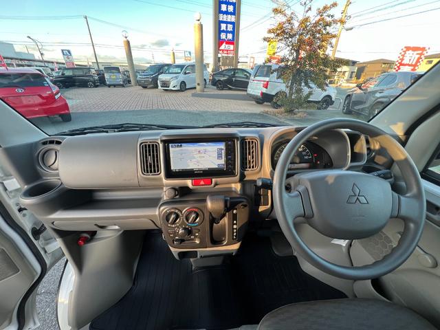 ミニキャブバン Ｅ　ＫＥＮＷＯＯＤナビ（ＭＤＶ－Ｄ３１１Ｗ）（ワンセグＴＶ／ラジオ／ＡＵＸ／ＢＴ）／バックカメラ／ＥＴＣ／オートライト／横滑り防止装置／アイドリングストップ／ライトレベライザー／リアパーキングセンサー（27枚目）