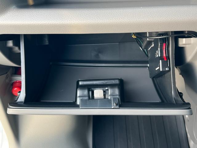 ミニキャブバン Ｅ　ＫＥＮＷＯＯＤナビ（ＭＤＶ－Ｄ３１１Ｗ）（ワンセグＴＶ／ラジオ／ＡＵＸ／ＢＴ）／バックカメラ／ＥＴＣ／オートライト／横滑り防止装置／アイドリングストップ／ライトレベライザー／リアパーキングセンサー（28枚目）