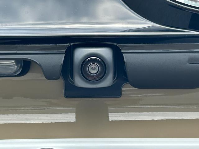 ヤリスクロス ハイブリッドZ アドベンチャー メーカーOP(特別色)/専用フロントバンパー/専用リヤバンパー/ステアリングヒーター/本革巻きステアリング/ETC2.0/8インチDオーディオ(フルセグTV・AppleCarplay・BT・ラジオ)(50枚目)