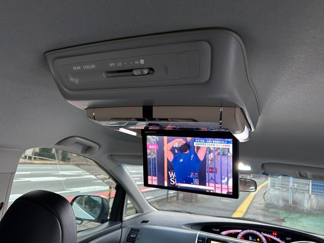 エスティマ アエラス　プレミアムエディション　ナビ／ＴＶ／Ｂカメラ／Ｂｌｕｅｔｏｏｔｈ／後席モニター／両側自動ドア／社外ハンドル／ハーフレザー／運転席Ｐシート／全国対応２年保証（13枚目）