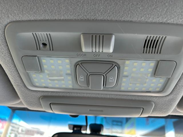 エスティマ アエラス　プレミアムエディション　ナビ／ＴＶ／Ｂカメラ／Ｂｌｕｅｔｏｏｔｈ／後席モニター／両側自動ドア／社外ハンドル／ハーフレザー／運転席Ｐシート／全国対応２年保証（14枚目）