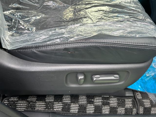 エスティマ アエラス　プレミアムエディション　ナビ／ＴＶ／Ｂカメラ／Ｂｌｕｅｔｏｏｔｈ／後席モニター／両側自動ドア／社外ハンドル／ハーフレザー／運転席Ｐシート／全国対応２年保証（17枚目）