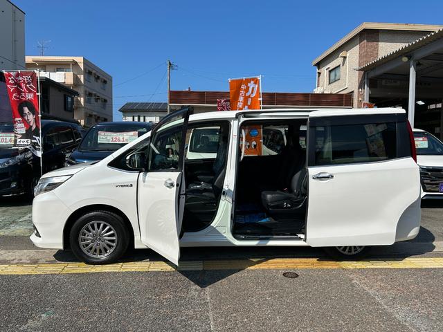 エスクァイア ハイブリッドＧｉ　ナビ／ＴＶ／Ｂカメラ／Ｂｌｕｅｔｏｏｔｈオーデオ／後席モニター／前後ドラレコ／両側自動ドア／ＬＥＤライト／ＥＴＣ／全国対応２年保証（2枚目）