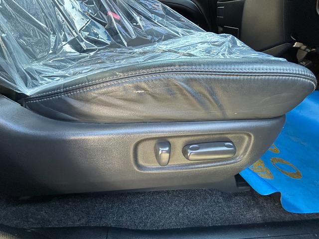 エスティマ アエラス プレミアムエディション フロントモデリスタ/ナビ/Bカメラ/クルコン/ハーフレザーシート/7人乗りオットマン/Pシート HIDライト/スマートキー/18AW/両側自動ドア/全国対応2年保証(16枚目)