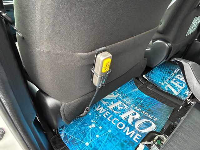 ヴォクシー ZS セフティセンス/非課税/セカンドサイドリフトUP脱着タイプ自操式/充電タイプ/ジョイステック/9型ナビ/TV/Bカメラ/Bluetoothオーデオ/左側自動ドア/LED/クルコン/ETC/2年保証(11枚目)