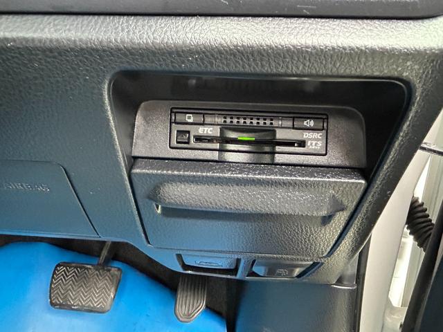 ヴォクシー ZS セフティセンス/非課税/セカンドサイドリフトUP脱着タイプ自操式/充電タイプ/ジョイステック/9型ナビ/TV/Bカメラ/Bluetoothオーデオ/左側自動ドア/LED/クルコン/ETC/2年保証(26枚目)