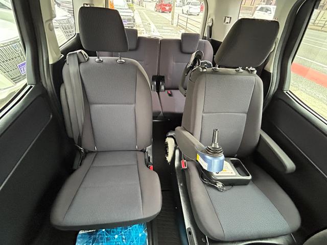 ヴォクシー ZS セフティセンス/非課税/セカンドサイドリフトUP脱着タイプ自操式/充電タイプ/ジョイステック/9型ナビ/TV/Bカメラ/Bluetoothオーデオ/左側自動ドア/LED/クルコン/ETC/2年保証(33枚目)