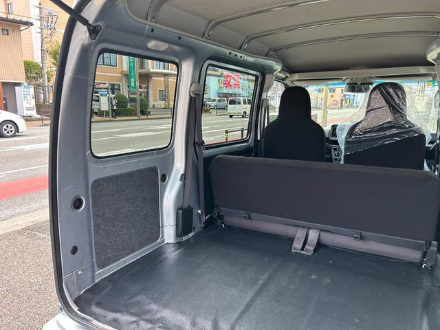 ハイゼットカーゴ ＤＸ　ＳＡＩＩＩ　スマートアシストＩＩＩ／ナビ／Ｂｌｕｅｔｏｏｔｈ／フロントＰ／Ｗ／ＥＴＣ（31枚目）