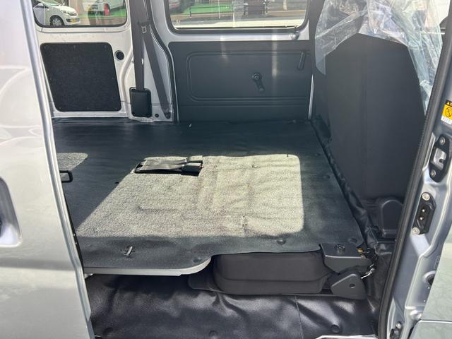 ハイゼットカーゴ ＤＸ　ＳＡＩＩＩ　スマートアシストＩＩＩ／ナビ／Ｂｌｕｅｔｏｏｔｈ／フロントＰ／Ｗ／ＥＴＣ（33枚目）