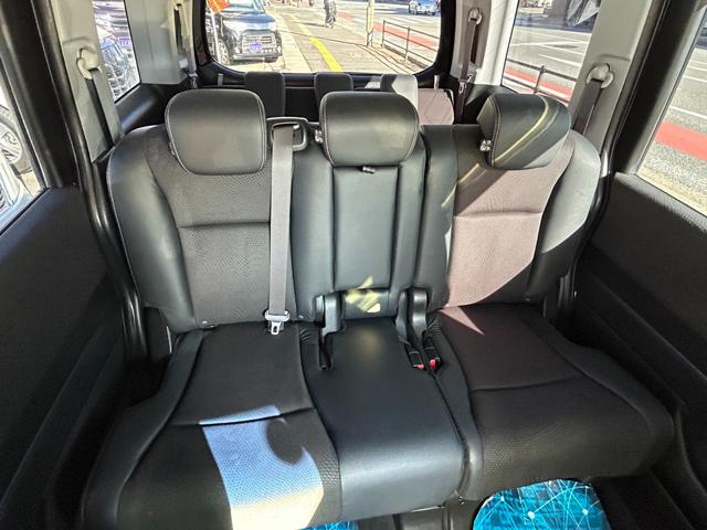 ステップワゴンスパーダ Ｚ　クールスピリット　９型ＳＤナビ　ＴＶ　Ｂカメラ　Ｂｌｕｅｔｏｏｔｈオーディオ　８人乗り　スマートキー　ＨＩＤライト　ＥＴＣ　１７ＡＷ　両側自動ドア　全国対応２年保証（23枚目）