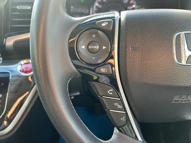 オデッセイ アブソルート・Ｘホンダセンシングアドバンスドパッケジ　センシング／ナビ／ＴＶ／Ｂカメラ／後席Ｍ／ＢＴ／パーキングアシスト／誤発進抑制機能／衝突被害軽減／車線逸脱防止／アダクティブクルコン／ハーフレザーＰシート／オットマン／両自動ドア／２年保証（37枚目）