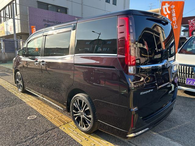 エスクァイア ハイブリッドGi エアロ/9型SDナビ/TV/Bカメラ/Bluetoothオーディオ/後席モニター/クルーズコントロール/革シートヒーター/7人乗/LEDライト/17AW/両側自動ドア/2年保証(23枚目)