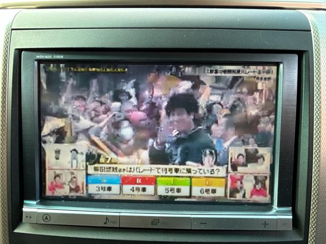 アルファード ２４０Ｓ　タイプゴールドＩＩ　８型ＳＤナビ／ＴＶ／Ｂカメラ／ＢＴ／クルーズコントロール／ハーフレザーシート／ドラレコ／７人乗りオットマン／スマートキー／１８ＡＷ／パワーバックドア／両側自動ドア／２年保証（12枚目）