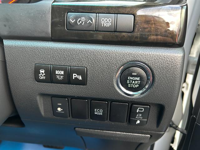 アルファード ２４０Ｓ　タイプゴールドＩＩ　８型ＳＤナビ／ＴＶ／Ｂカメラ／ＢＴ／クルーズコントロール／ハーフレザーシート／ドラレコ／７人乗りオットマン／スマートキー／１８ＡＷ／パワーバックドア／両側自動ドア／２年保証（37枚目）