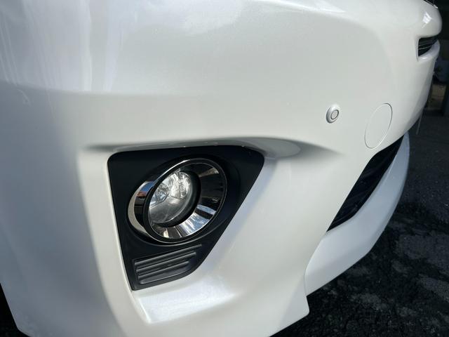 アルファード ２４０Ｓ　タイプゴールドＩＩ　８型ＳＤナビ／ＴＶ／Ｂカメラ／ＢＴ／クルーズコントロール／ハーフレザーシート／ドラレコ／７人乗りオットマン／スマートキー／１８ＡＷ／パワーバックドア／両側自動ドア／２年保証（38枚目）