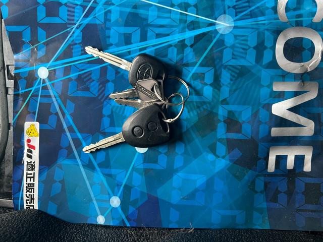 タウンエースバン ＧＬ　後期型／プリクラッシュ／ルーフラック／リアラダー／ＬＥＤランプ／助手席エアバック／パワーウィンド／リモコンキー／アイストップ／ナビ／ＢＴ／ＴＶ／Ｂカメラ／ドラレコ／ＥＴＣ（17枚目）