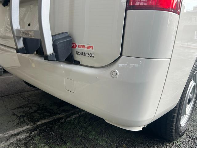 タウンエースバン ＧＬ　後期型／プリクラッシュ／ルーフラック／リアラダー／ＬＥＤランプ／助手席エアバック／パワーウィンド／リモコンキー／アイストップ／ナビ／ＢＴ／ＴＶ／Ｂカメラ／ドラレコ／ＥＴＣ（19枚目）