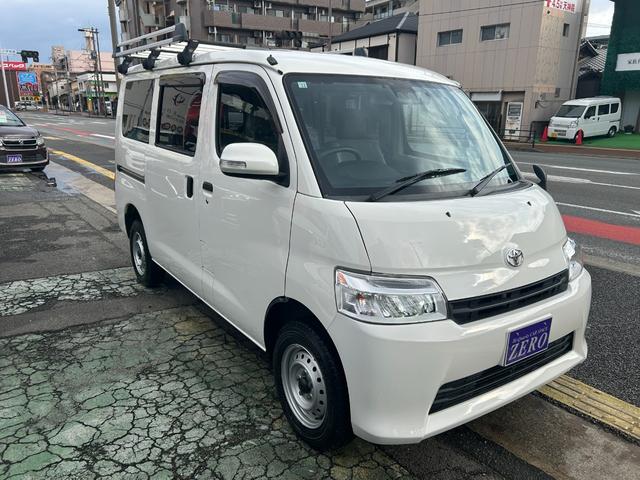 タウンエースバン ＧＬ　後期型／プリクラッシュ／ルーフラック／リアラダー／ＬＥＤランプ／助手席エアバック／パワーウィンド／リモコンキー／アイストップ／ナビ／ＢＴ／ＴＶ／Ｂカメラ／ドラレコ／ＥＴＣ（21枚目）