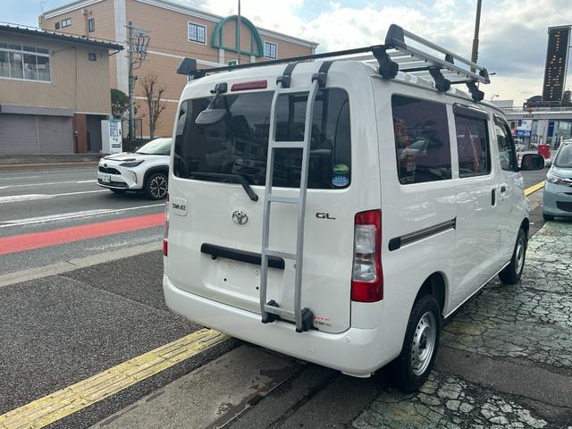 タウンエースバン ＧＬ　後期型／プリクラッシュ／ルーフラック／リアラダー／ＬＥＤランプ／助手席エアバック／パワーウィンド／リモコンキー／アイストップ／ナビ／ＢＴ／ＴＶ／Ｂカメラ／ドラレコ／ＥＴＣ（22枚目）