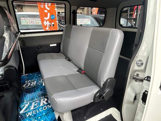 タウンエースバン ＧＬ　後期型／プリクラッシュ／ルーフラック／リアラダー／ＬＥＤランプ／助手席エアバック／パワーウィンド／リモコンキー／アイストップ／ナビ／ＢＴ／ＴＶ／Ｂカメラ／ドラレコ／ＥＴＣ（30枚目）