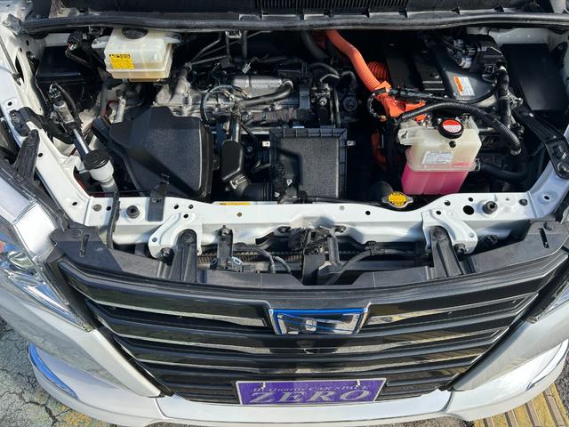 ノア ハイブリッドＸ　エアロ／９型ナビ／ＴＶ／Ｂカメラ／Ｂｌｕｅｔｏｏｔｈオーデオ／後席モニター／両側自動ドア／ＬＥＤライト（4枚目）