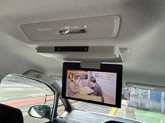 ノア ハイブリッドＸ　エアロ／９型ナビ／ＴＶ／Ｂカメラ／Ｂｌｕｅｔｏｏｔｈオーデオ／後席モニター／両側自動ドア／ＬＥＤライト（13枚目）