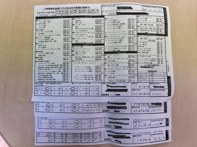 ノア ハイブリッドＸ　エアロ／９型ナビ／ＴＶ／Ｂカメラ／Ｂｌｕｅｔｏｏｔｈオーデオ／後席モニター／両側自動ドア／ＬＥＤライト（16枚目）