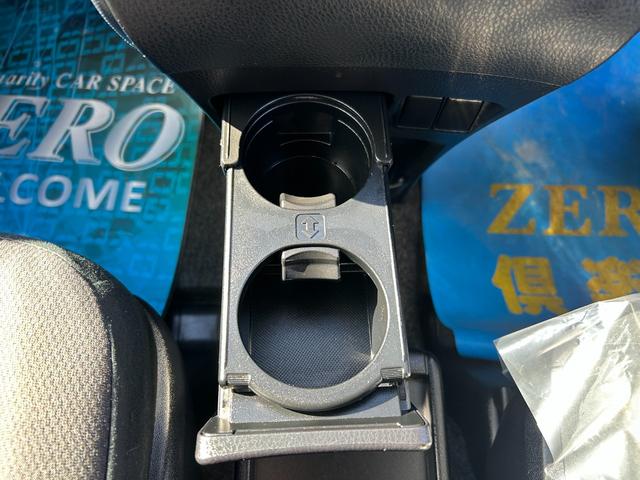 ノア ハイブリッドＸ　エアロ／９型ナビ／ＴＶ／Ｂカメラ／Ｂｌｕｅｔｏｏｔｈオーデオ／後席モニター／両側自動ドア／ＬＥＤライト（36枚目）