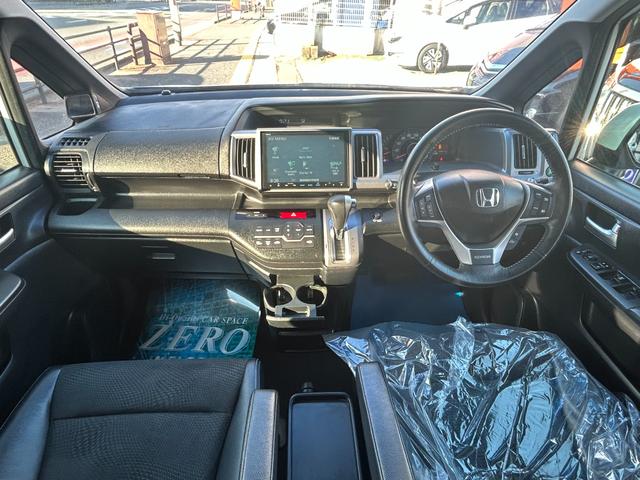 ステップワゴンスパーダ Ｚ　クールスピリット　最終型／９型ナビ／ＴＶ／Ｂカメラ／Ｂｌｕｅｔｏｏｔｈオーデオ／リアモニター／ＨＤＭＩ／両側自動ドア／全国対応２年保証（3枚目）