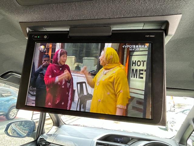 ヴォクシー ハイブリッドV セフティセンス/後期型/衝突被害軽減/車線逸脱防止/9型ナビ/TV/Bカメラ/後席モニター/Bluetooth/シートヒーター/LEDライト/両側自動ドア/2年保証(15枚目)