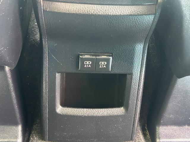 ヴォクシー ハイブリッドV セフティセンス/後期型/衝突被害軽減/車線逸脱防止/9型ナビ/TV/Bカメラ/後席モニター/Bluetooth/シートヒーター/LEDライト/両側自動ドア/2年保証(22枚目)