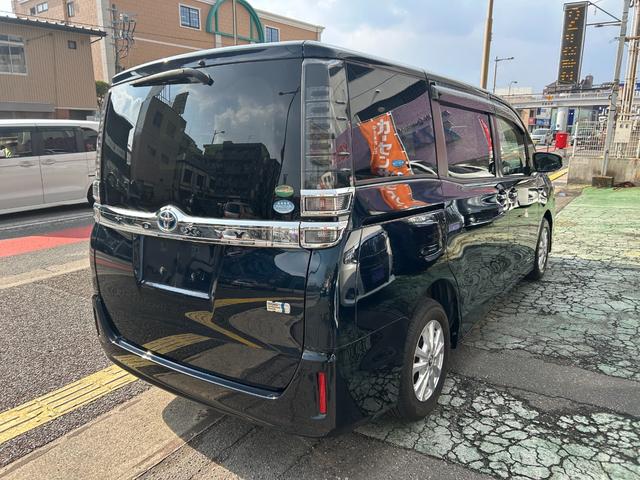 ヴォクシー ハイブリッドV セフティセンス/後期型/衝突被害軽減/車線逸脱防止/9型ナビ/TV/Bカメラ/後席モニター/Bluetooth/シートヒーター/LEDライト/両側自動ドア/2年保証(26枚目)