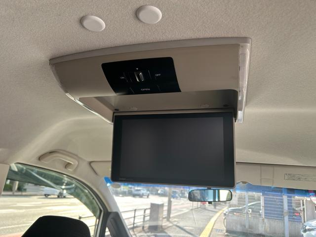 �q�������тȌ�ȃ��j�^�[�t��