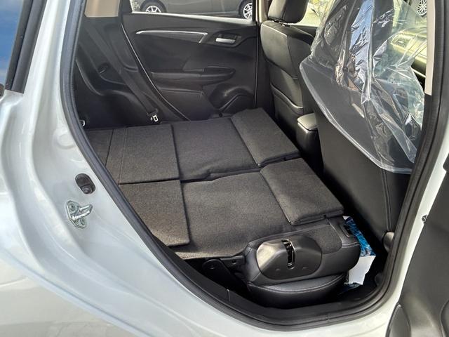 シャトル ハイブリッドＺ　エアロ／ナビ／ＴＶ／Ｂｌｕｅｔｏｏｔｈオーディオ／Ｂカメラ／衝突軽減ブレーキ＋誤発進抑制／ＬＥＤライト／シートＨ／フォグ／ＥＴＣ／２年保証（32枚目）