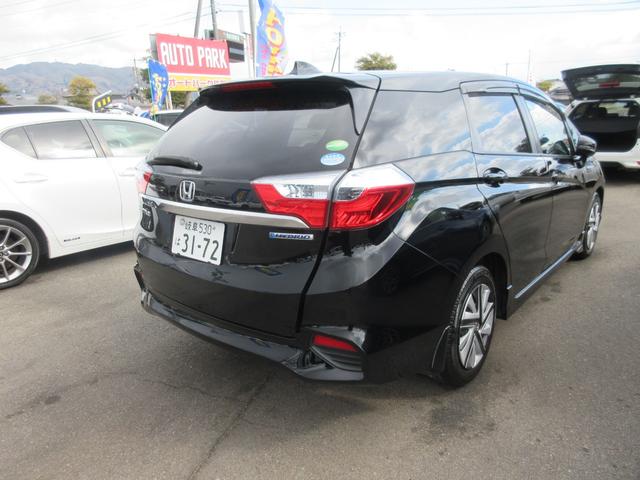 ホンダ シャトル ハイブリッドｘ ナビ装着用スペシャルパッケージ ｅｔｃ車載器 バックカメラ ｌｅｄヘッドライト フォグライト クルーズコントロール ハーフレザーシート 158 0万円 平成28年 16年 佐賀県 中古車 価格 Com