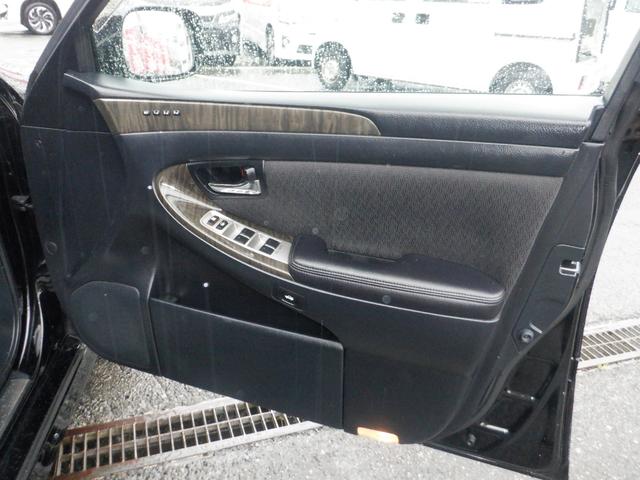 クラウンマジェスタ Ａタイプ　ナビ　バックカメラ　運転席助手席パワーシート　クルーズコントロール　ウッドパネル　電動格納ミラー　オートリトラミラー　オートライト　ＥＣＢ　ＶＤＩＭ　ＶＳＣ　エアサス　スマートキー　キセノン（11枚目）
