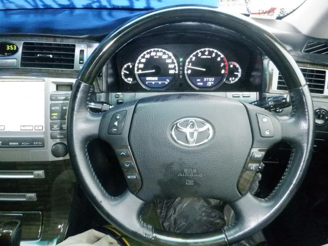 クラウンマジェスタ Ａタイプ　ナビ　バックカメラ　運転席助手席パワーシート　クルーズコントロール　ウッドパネル　電動格納ミラー　オートリトラミラー　オートライト　ＥＣＢ　ＶＤＩＭ　ＶＳＣ　エアサス　スマートキー　キセノン（27枚目）