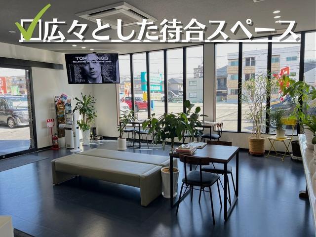 クラウンマジェスタ Ａタイプ　ナビ　バックカメラ　運転席助手席パワーシート　クルーズコントロール　ウッドパネル　電動格納ミラー　オートリトラミラー　オートライト　ＥＣＢ　ＶＤＩＭ　ＶＳＣ　エアサス　スマートキー　キセノン（48枚目）