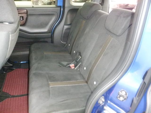 N-BOXカスタム G・Lホンダセンシング ナビ装着用スペシャルパッケージ+ETC車載器 Honda SENSING リア左側パワースライドドア オートリトラミラー プラズマクラスター技術搭載フルオート・エアコンディショナー LEDライト(16枚目)