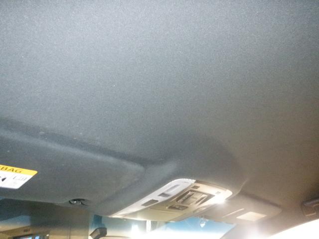 ヴェルファイア ２．５Ｚ　Ａエディション　ゴールデンアイズ　ベースグレード「Ｚ　Ａエディション」の特別仕様車「Ｚ　Ａエディション　ゴールデンアイズ」　ナビ　バックカメラ　フリップダウンモニター　両側パワースライドドア　クルーズコントロール　電動リアゲート　ＡＷ（14枚目）