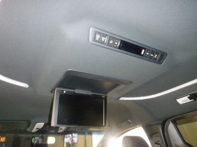 ヴェルファイア ２．５Ｚ　Ａエディション　ゴールデンアイズ　ベースグレード「Ｚ　Ａエディション」の特別仕様車「Ｚ　Ａエディション　ゴールデンアイズ」　ナビ　バックカメラ　フリップダウンモニター　両側パワースライドドア　クルーズコントロール　電動リアゲート　ＡＷ（19枚目）