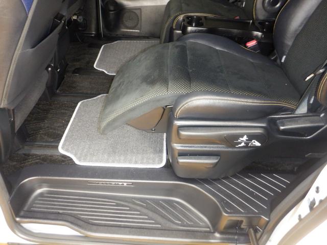 ヴェルファイア ２．５Ｚ　Ａエディション　ゴールデンアイズ　ベースグレード「Ｚ　Ａエディション」の特別仕様車「Ｚ　Ａエディション　ゴールデンアイズ」　ナビ　バックカメラ　フリップダウンモニター　両側パワースライドドア　クルーズコントロール　電動リアゲート　ＡＷ（20枚目）