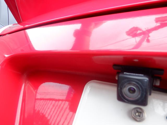 バックカメラ！狭い駐車スペースも楽々♪死角になりやすい後方も見やすくなり、車庫入れに自信がない方や縦列駐車が苦手な方にもオススメ！運転手をサポートしてくれて、安心度もアップ！