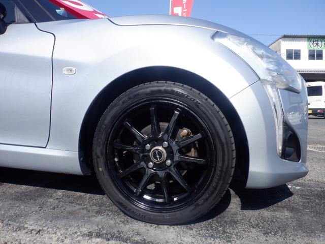 コペン ローブ　ナビ　運転席助手席シートヒーター　本革巻きステアリング　ステアリングチルド機構　ＬＥＤライト　ＶＳＣ　ＴＲＣ　水冷直列３気筒ＤＯＨＣ１２バルブインタークーラーターボ　アルミホイール　フルオートエアコン（26枚目）