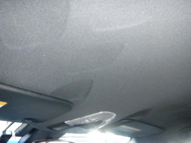 C-HR G ナビ バックカメラ クルーズコントロール 本革巻ステアリング オートライト オートリトラミラー 電動格納ミラー 運転席助手席シートヒーター プッシュスタート スマートキー 直列4気筒DOHC+モーター(15枚目)