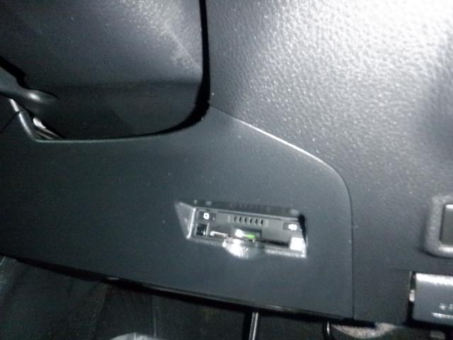 C-HR G ナビ バックカメラ クルーズコントロール 本革巻ステアリング オートライト オートリトラミラー 電動格納ミラー 運転席助手席シートヒーター プッシュスタート スマートキー 直列4気筒DOHC+モーター(27枚目)